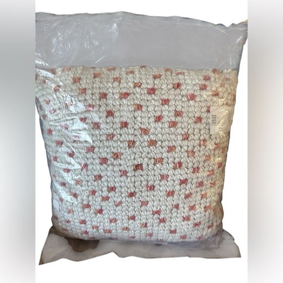 Mina Victory Outdoor Pillows Loop Dots 18"X18" Orange Indoor/Outdoor Throw - Picture 5 of 11